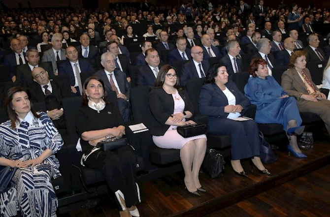 AHİK Sən elə bir zirvəsən adlı tədbir təşkil edib — FOTOLAR AHİK Sən elə bir zirvəsən adlı tədbir təşkil edib — FOTOLAR