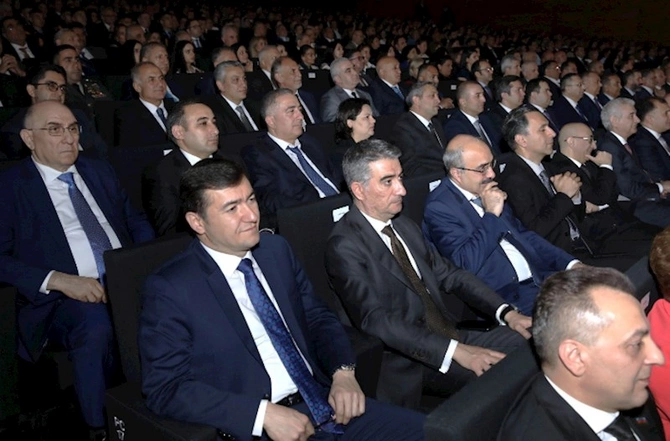 AHİK Sən elə bir zirvəsən adlı tədbir təşkil edib — FOTOLAR AHİK Sən elə bir zirvəsən adlı tədbir təşkil edib — FOTOLAR