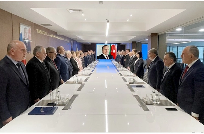 “AzərEnerji” Heydər Əliyevlə bağlı tədbirlər keçirib — FOTOLAR