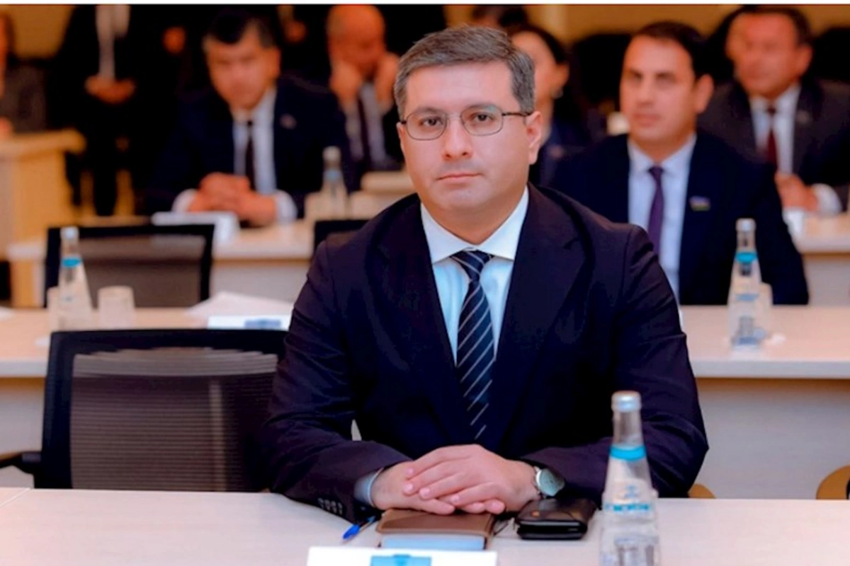 Naxçıvanın iqtisadiyyat naziri kollektivə təqdim edildi