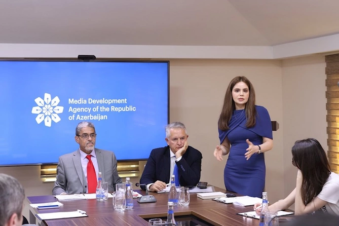 “Saxta xəbər və dezinformasiyaya qarşı mübarizədə jurnalistikanın gücü” mövzusunda təlim keçirilib — FOTOLAR “Saxta xəbər və dezinformasiyaya qarşı mübarizədə jurnalistikanın gücü” mövzusunda təlim keçirilib — FOTOLAR