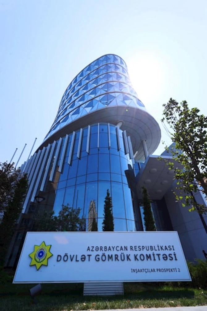 Prezident DGK-nın yeni binasının açılışında — FOTOLAR