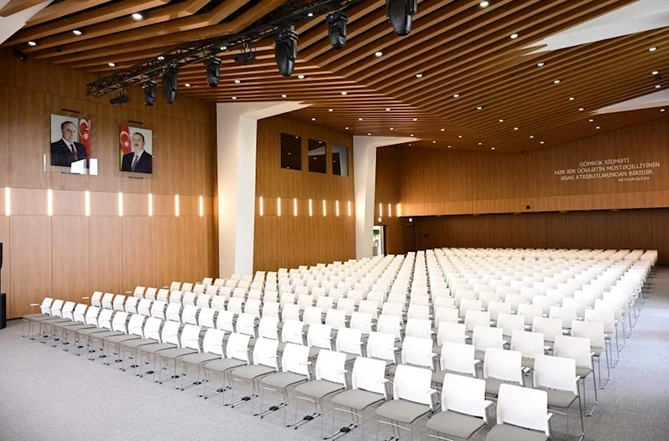 Prezident DGK-nın yeni binasının açılışında — FOTOLAR