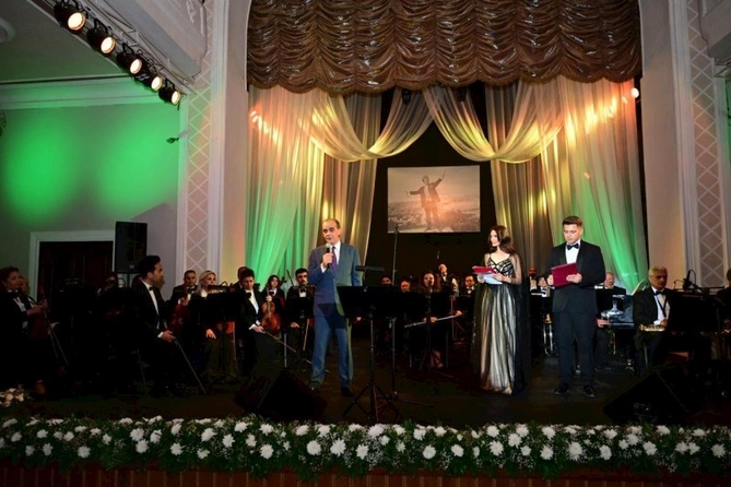 Dövlət Mahnı Teatrında Rəşid Behbudovun xatirə otağı yaradıldı — FOTOLAR