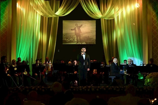 Dövlət Mahnı Teatrında Rəşid Behbudovun xatirə otağı yaradıldı — FOTOLAR