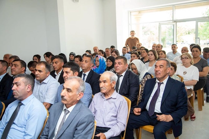 Rüstəm Xəlilov səyyar görüşləri davam etdirir — FOTOLAR