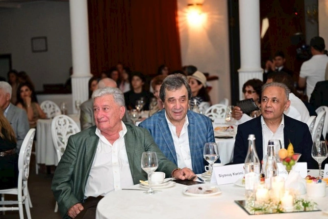Dövlət Mahnı Teatrında Rəşid Behbudovun xatirə otağı yaradıldı — FOTOLAR