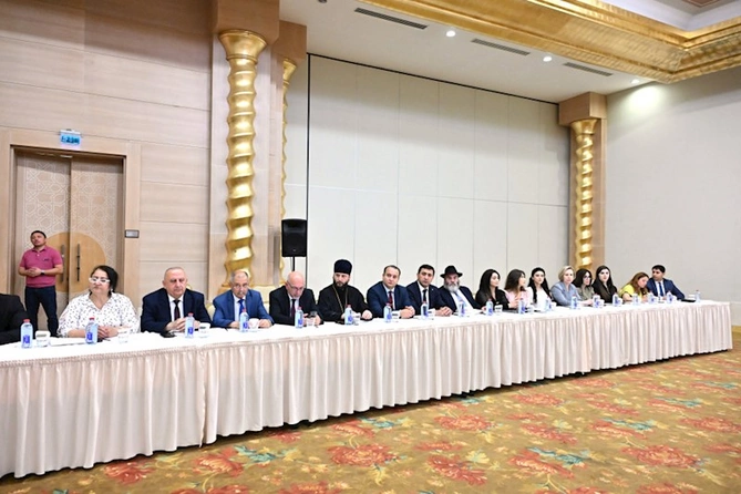 Bakıda “Konstitusiya etnomədəni müxtəlifliyin qarantı kimi” mövzusunda konfrans keçirilib — FOTOLAR