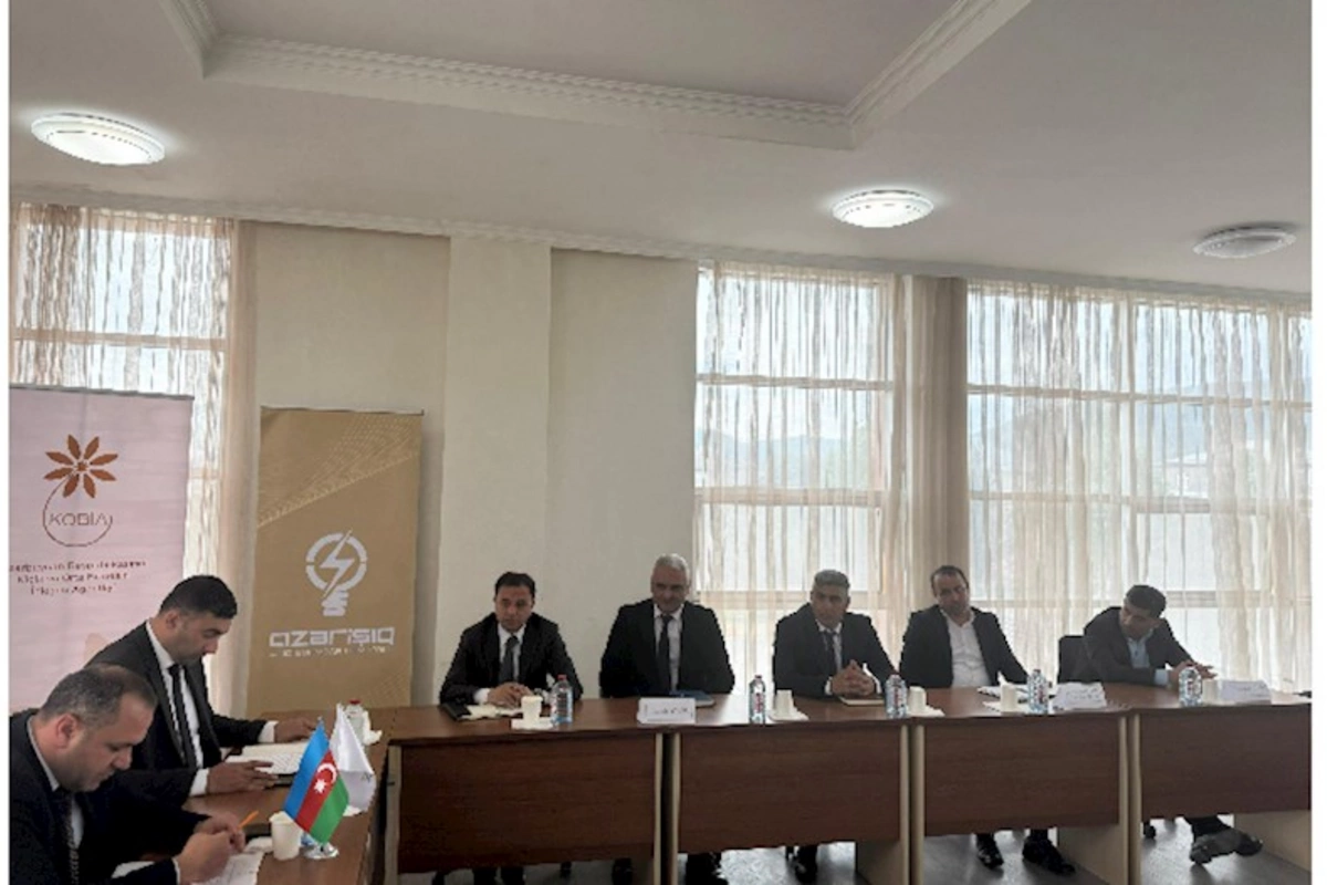 “Azərişıq” ASC KOBİA-nın Siyəzən və Neftçalada sahibkarlarla keçirdiyi görüşlərdə iştirak edib — FOTO