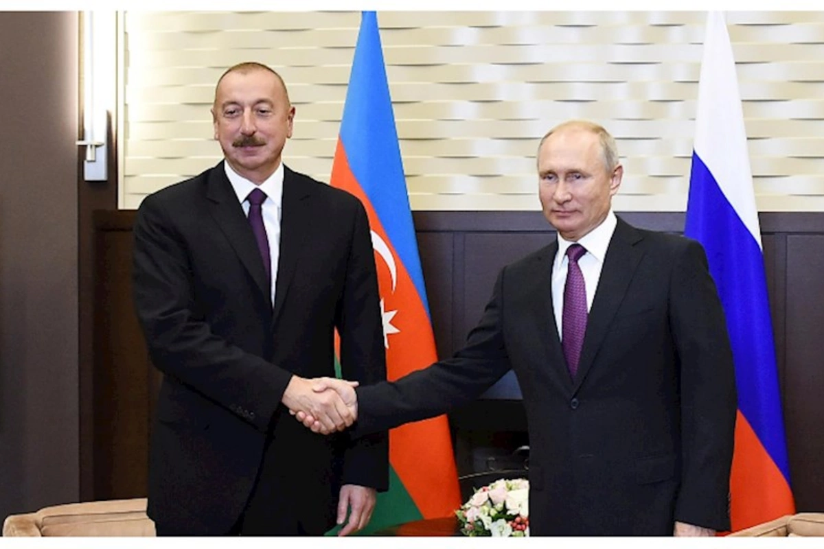 İlham Əliyev Putini təbrik etdi