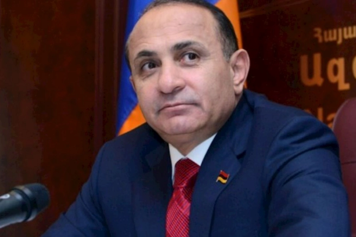 Ermənistanın keçmiş baş naziri saxlanılıb