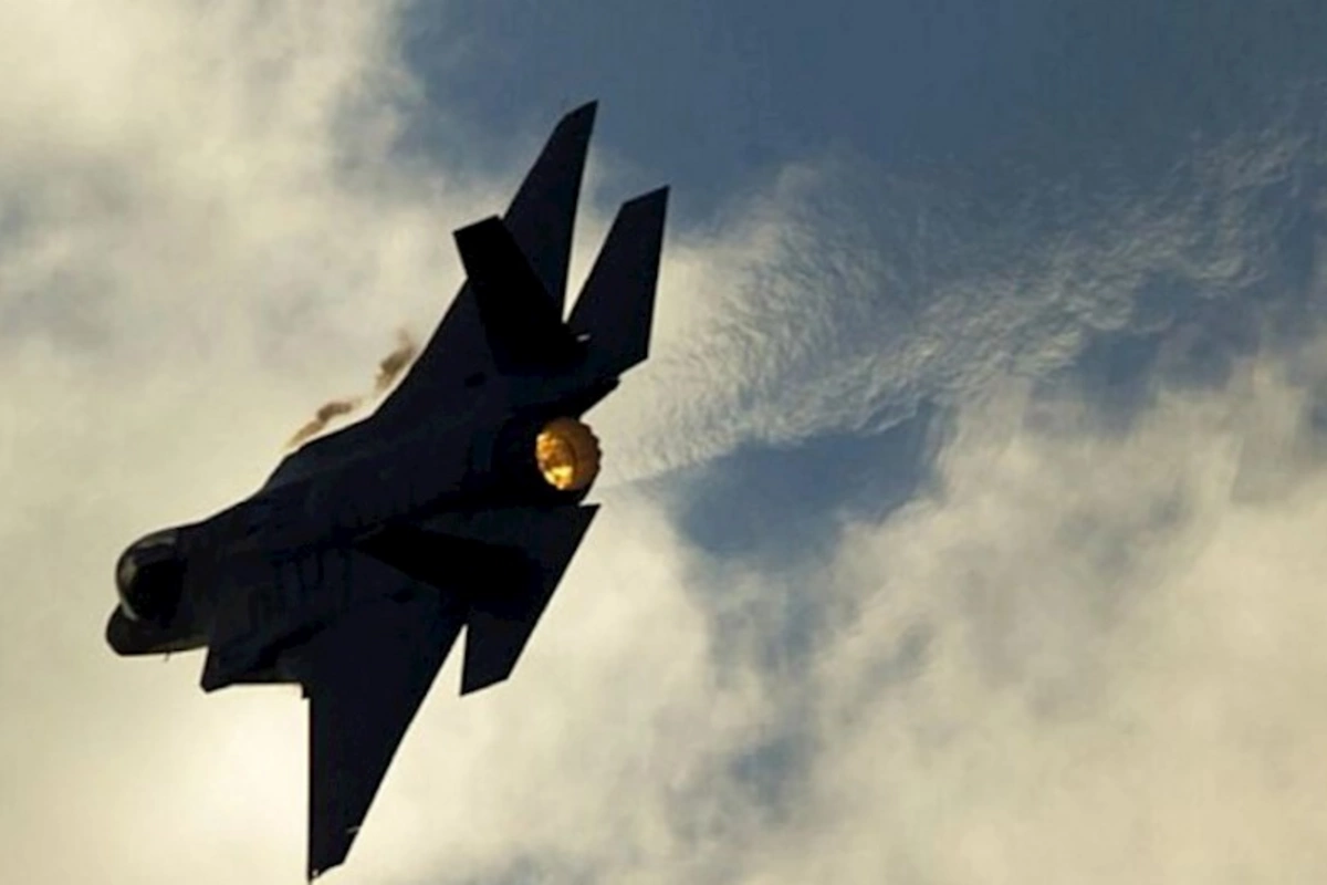 İran İsrail qırıcılarını vurdu, pilotu əsir aldı
