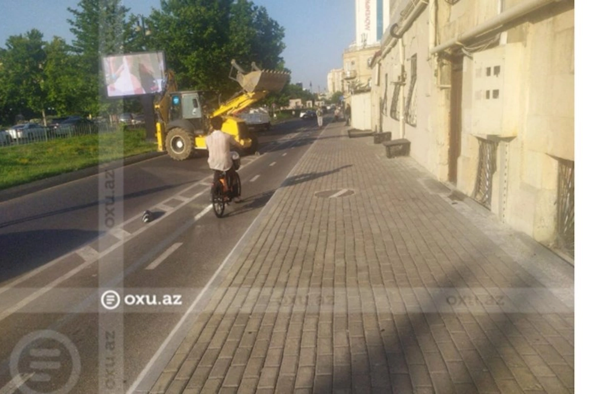 Bakının mərkəzində yol çökdü — FOTO