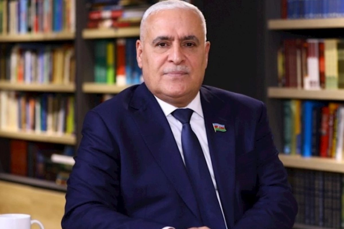 Vüqar Rəhimzadə: Azad, abad Laçın, Şəhər Günün mübarək!