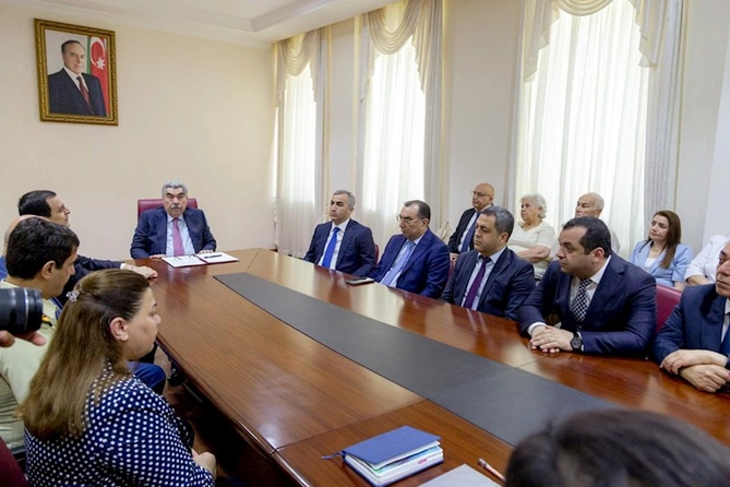 Salyanda 15 iyun - Milli Qurtuluş Günü qeyd edildi — FOTOLAR Salyanda 15 iyun - Milli Qurtuluş Günü qeyd edildi — FOTOLAR