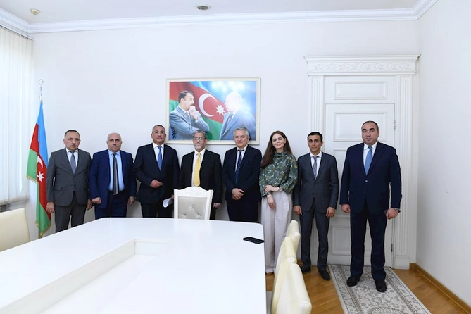 Dövlət Komitəsində xarici jurnalistlərlə görüş keçirilib