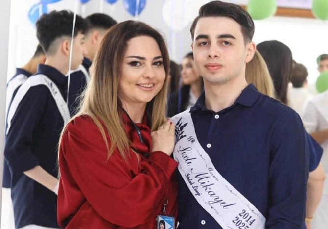Jurnalist övladları üçün də “Son zəng” çalındı — FOTOLAR