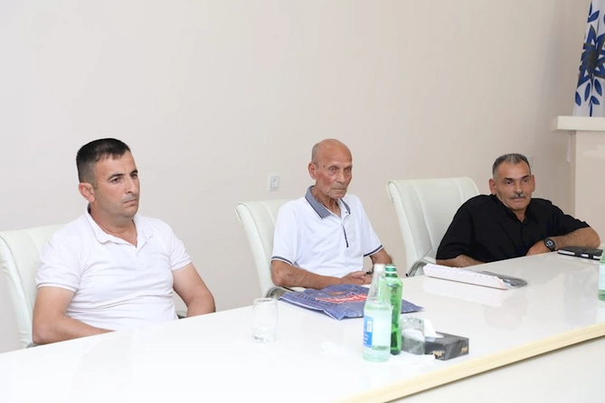 Azəriqaz İB-nin baş direktoru Kürdəmir rayonunda vətəndaş qəbulu keçirib — FOTOLAR