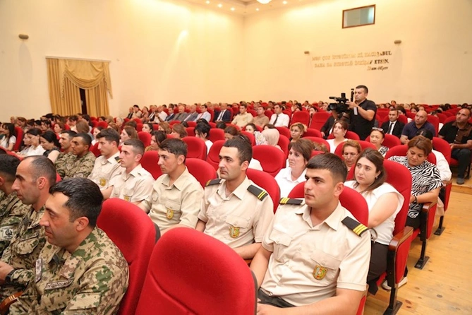 Hacıqabulda Milli Qurtuluş günü qeyd edilib — FOTOLAR Hacıqabulda Milli Qurtuluş günü qeyd edilib — FOTOLAR