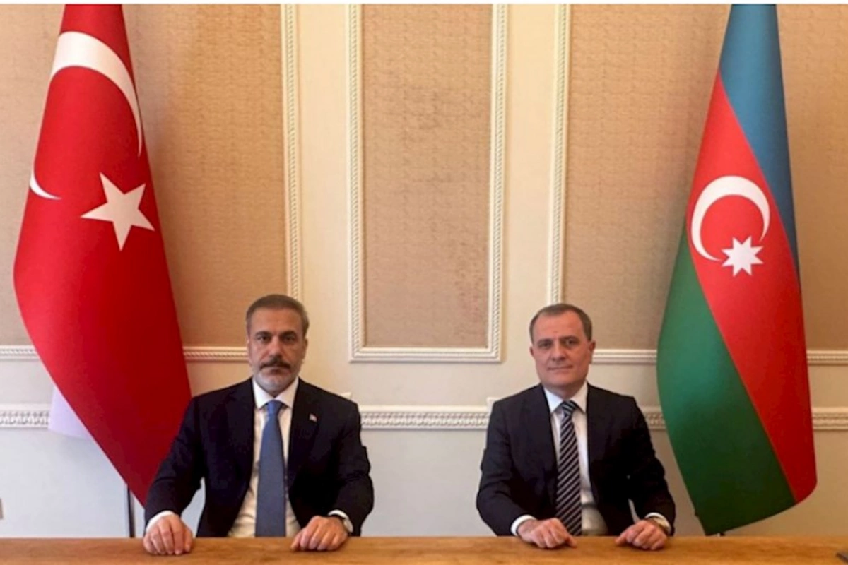 Ceyhun Bayramov Hakan Fidanla İsrail-İran münaqişəsini MÜZAKİRƏ ETDİ