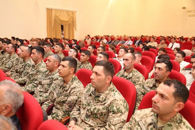 Hacıqabulda Milli Qurtuluş günü qeyd edilib — FOTOLAR Hacıqabulda Milli Qurtuluş günü qeyd edilib — FOTOLAR