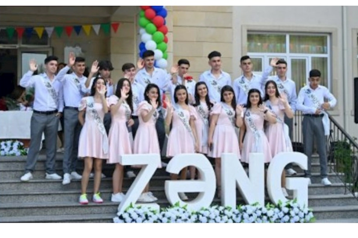 Jurnalist övladları üçün də “Son zəng” çalındı — FOTOLAR