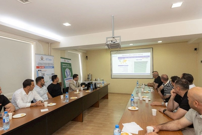 Müharibə veteranlarının iştirakı ilə “İnsan hüquqları və sağlam həyat tərzi” mövzusunda tədbir keçirilib — FOTOLAR Müharibə veteranlarının iştirakı ilə “İnsan hüquqları və sağlam həyat tərzi” mövzusunda tədbir keçirilib — FOTOLAR