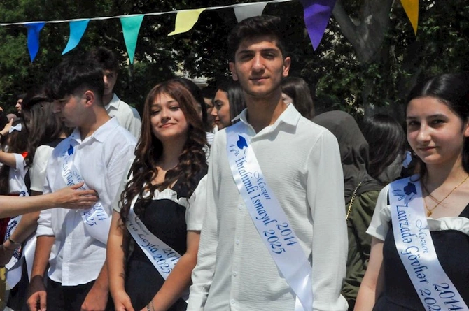 7 nömrəli tam orta məktəbdə “Son Zəng” tədbiri keçirilib — FOTOLAR