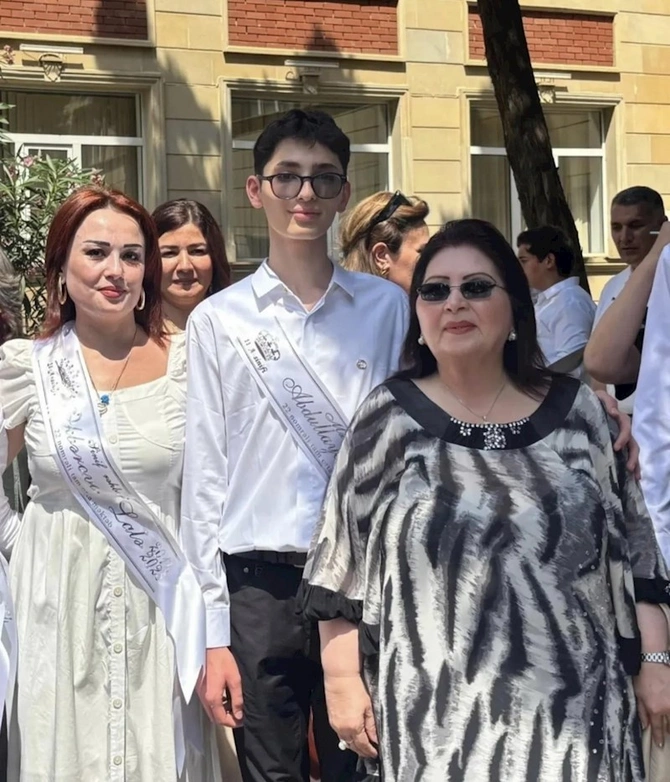 Şahnaz Haşımovanın məzun olan nəvəsi — FOTOLAR