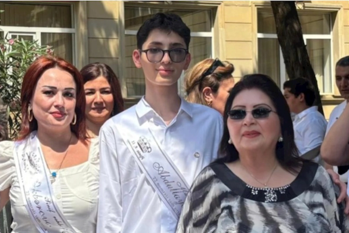 Şahnaz Haşımovanın məzun olan nəvəsi — FOTOLAR