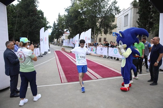 Xankəndidə Sağlamlığa doğru qaç! layihəsinin final mərhələsi keçirildi — FOTOLAR