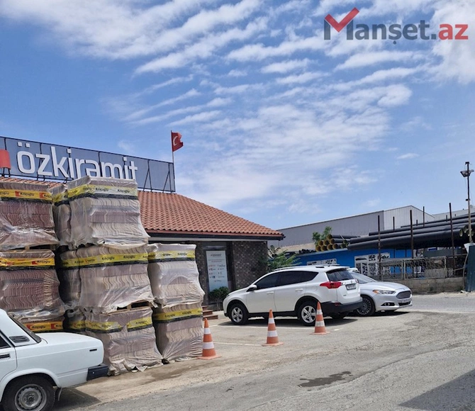 Bakıda Özkirəmit qanunsuz parking yaradıb — FOTO