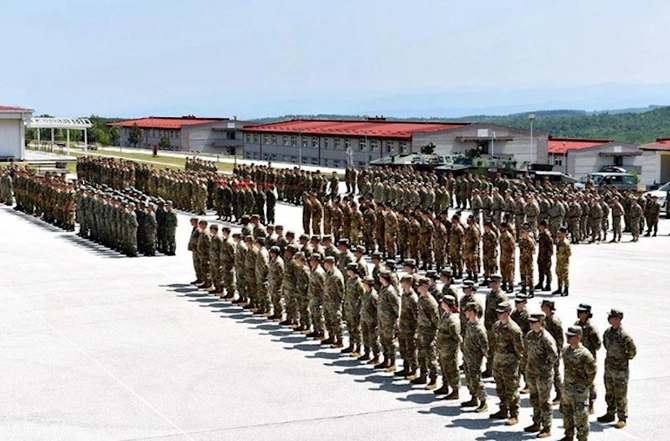 Hərbiçilərimiz Serbiyada beynəlxalq təlimdə — FOTOLAR