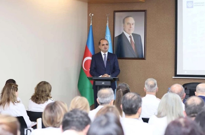 Tibb İşçilərinin Peşə Bayramı Günü münasibətilə tədbir keçirilib — FOTOLAR