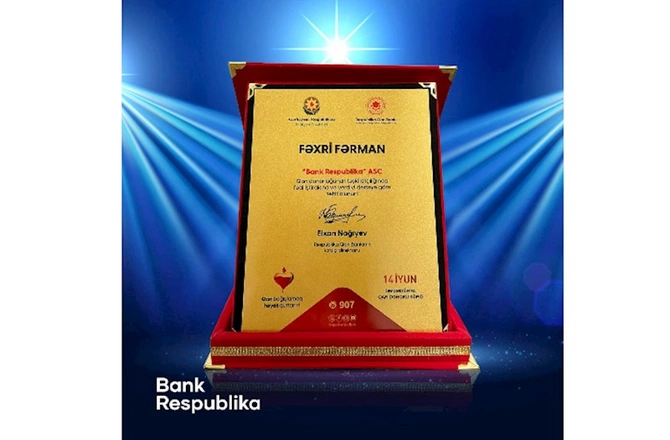 Bank Respublika qan donorluğunda fəal iştiraka görə təltif olundu — FOTO Bank Respublika qan donorluğunda fəal iştiraka görə təltif olundu — FOTO