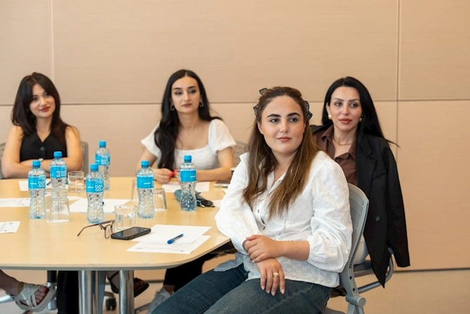 Medianın İnkişafı Agentliyi tərəfindən Azərbaycan milli mətbuatının 150 illik yubileyi çərçivəsində seminarlara başlanıb — FOTOLAR Medianın İnkişafı Agentliyi tərəfindən Azərbaycan milli mətbuatının 150 illik yubileyi çərçivəsində seminarlara başlanıb — FOTOLAR