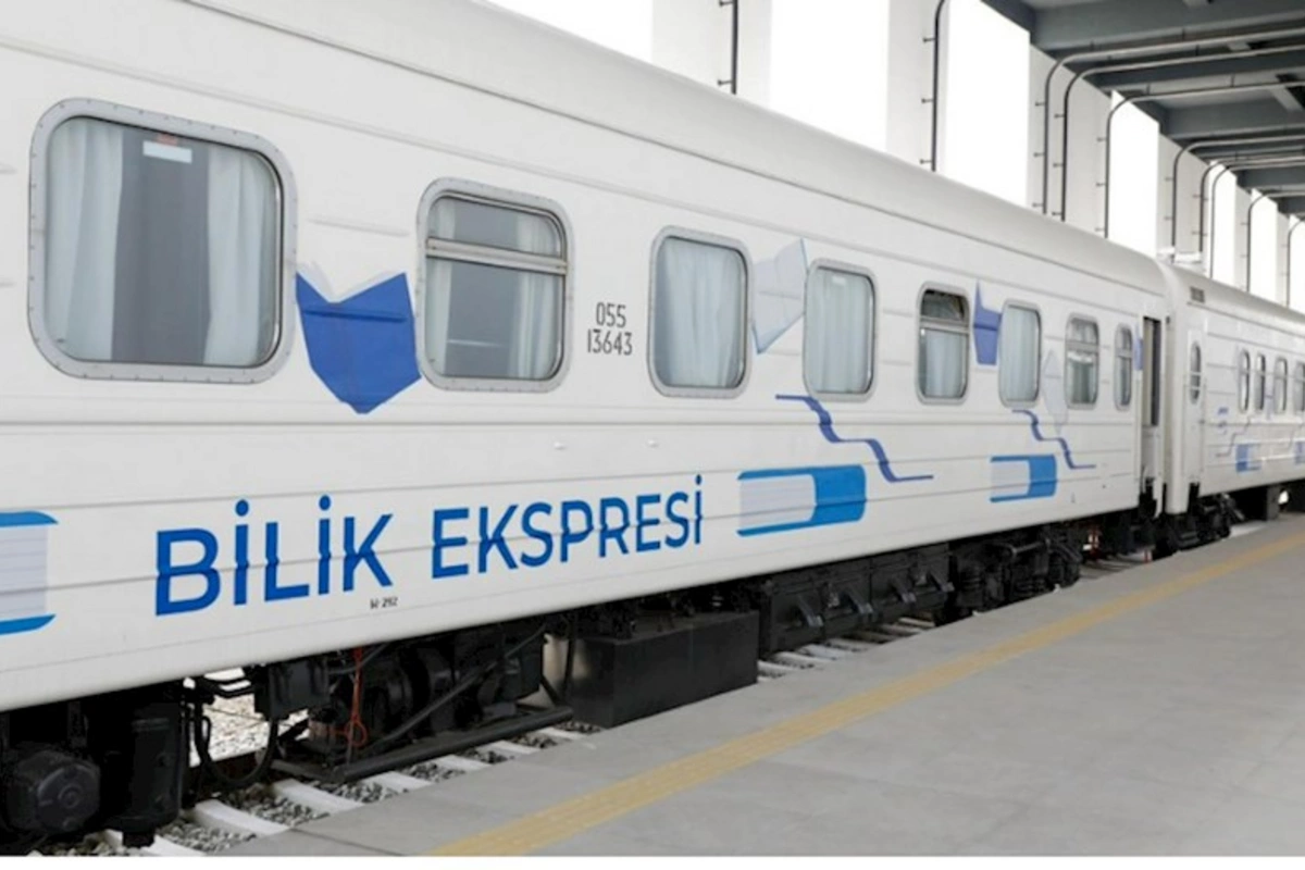 ADY-nin “Bilik Ekspresi” səyyar təlim qatarı istifadəyə verildi