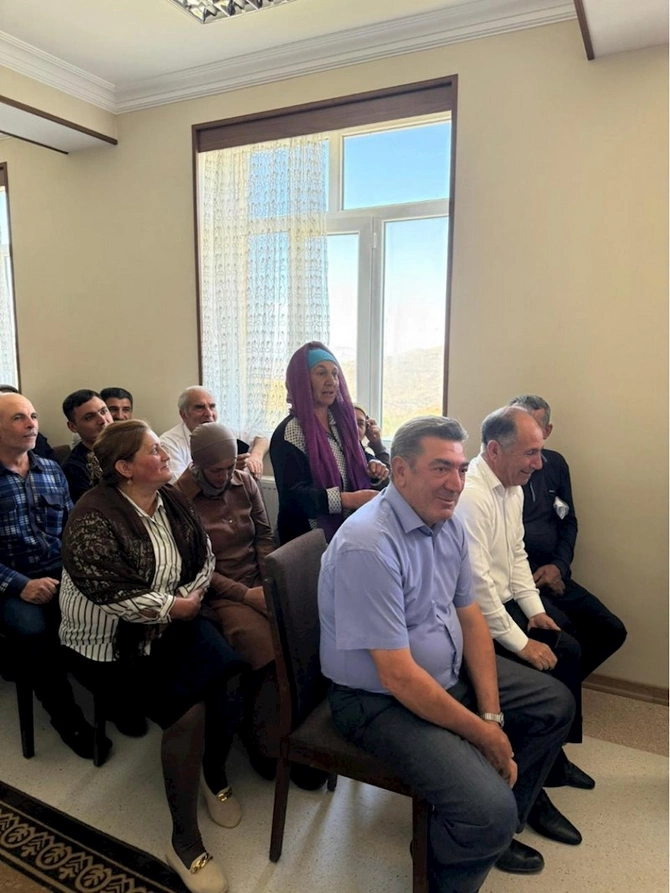 Milli Məclisin deputatı Vüqar Rəhimzadə Ordubadda seçiciləri ilə növbəti görüşünü keçirib — FOTOLAR Milli Məclisin deputatı Vüqar Rəhimzadə Ordubadda seçiciləri ilə növbəti görüşünü keçirib — FOTOLAR