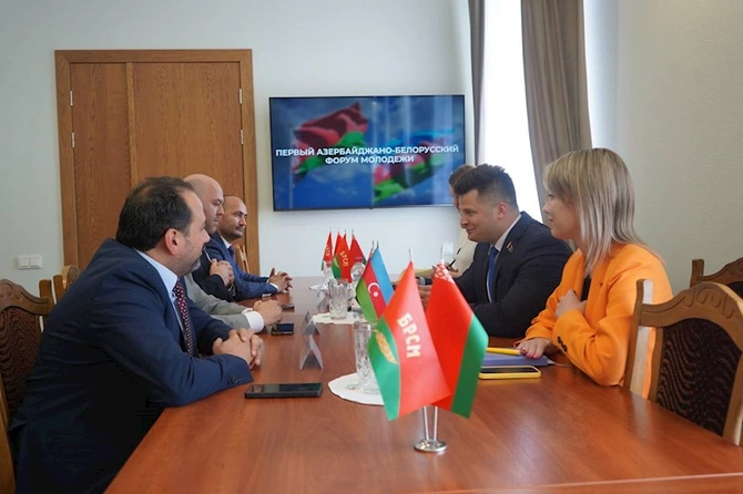 ASGA Minsk şəhərində “Azərbaycan-Belarus Gənclər Forumu”nu reallaşdırdı — FOTOLAR ASGA Minsk şəhərində “Azərbaycan-Belarus Gənclər Forumu”nu reallaşdırdı — FOTOLAR