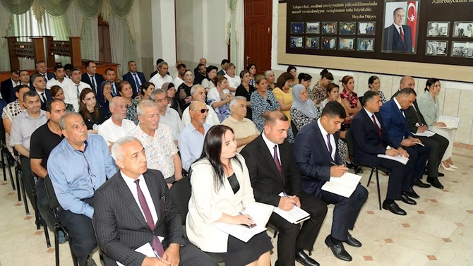Hacıqabulda növbəti səyyar qəbul-görüş keçirildi — FOTOLAR