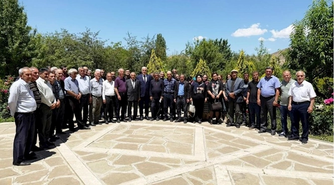 Milli Məclisin deputatı Vüqar Rəhimzadə Ordubadda seçiciləri ilə növbəti görüşünü keçirib — FOTOLAR Milli Məclisin deputatı Vüqar Rəhimzadə Ordubadda seçiciləri ilə növbəti görüşünü keçirib — FOTOLAR