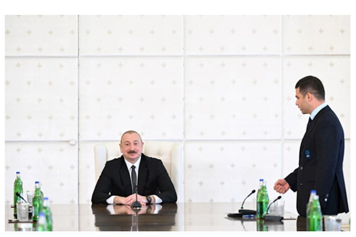 Prezidentin dünya çempionları ilə görüşünün VİDEOSU