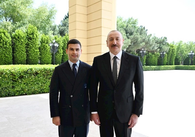 Prezident milli komandanın üzvlərini qəbul etdi — FOTOLAR (YENİLƏNİB) Prezident milli komandanın üzvlərini qəbul etdi — FOTOLAR (YENİLƏNİB)