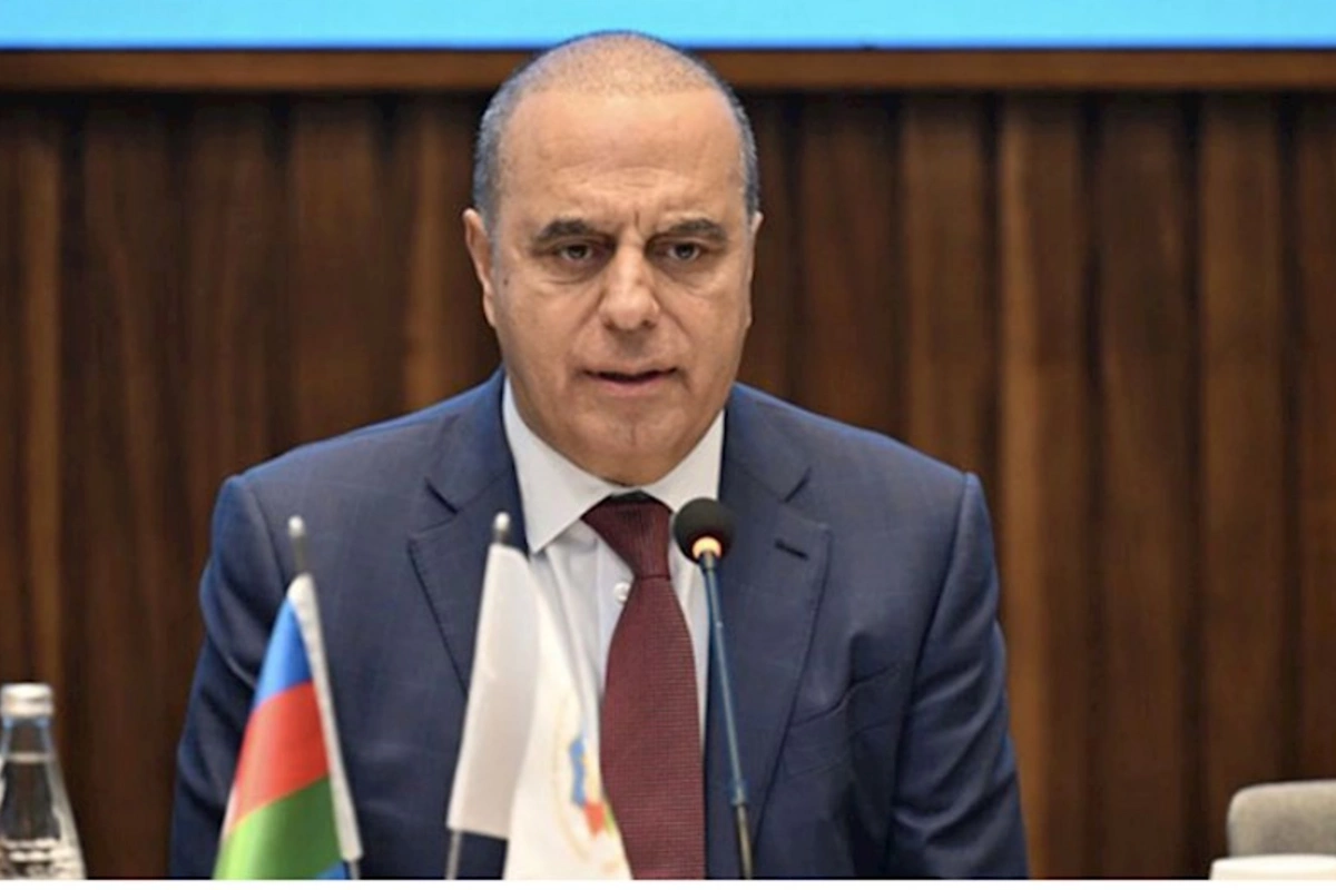 Yenidən Şahmat Federasiyasının prezidenti oldu