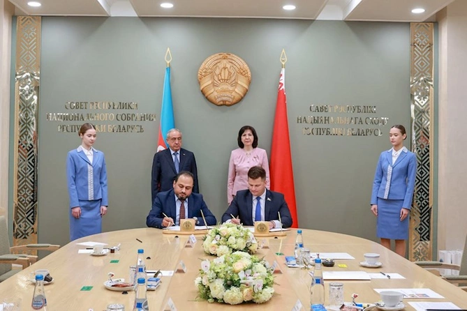Belarus Parlamentinin sədri Azərbaycan-Belarus Gənclər Forumunun iştirakçılarını qəbul etdi — FOTOLAR Belarus Parlamentinin sədri Azərbaycan-Belarus Gənclər Forumunun iştirakçılarını qəbul etdi — FOTOLAR