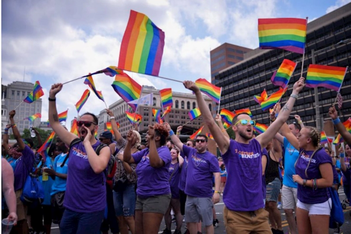 SOSİAL SİFARİŞ — LGBT-ni qadağan edən qanun nə vaxt qəbul olunacaq?
