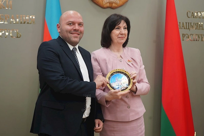 Belarus Parlamentinin sədri Azərbaycan-Belarus Gənclər Forumunun iştirakçılarını qəbul etdi — FOTOLAR Belarus Parlamentinin sədri Azərbaycan-Belarus Gənclər Forumunun iştirakçılarını qəbul etdi — FOTOLAR