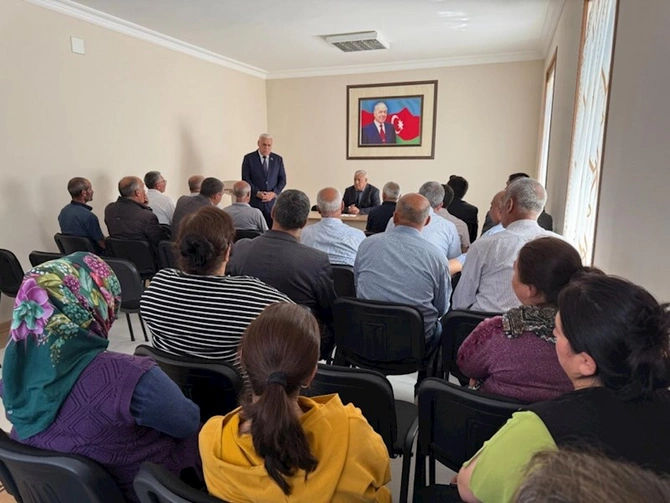 Milli Məclisin deputatı Vüqar Rəhimzadə Culfada seçiciləri ilə növbəti görüşünü keçirib — FOTOLAR Milli Məclisin deputatı Vüqar Rəhimzadə Culfada seçiciləri ilə növbəti görüşünü keçirib — FOTOLAR