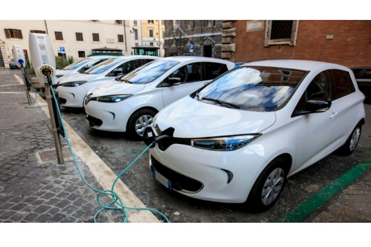 Ekspert AÇIQLADI: Elektrikli avtomobil almaq istəyənlər bu məsələdə narahat olmamalıdır