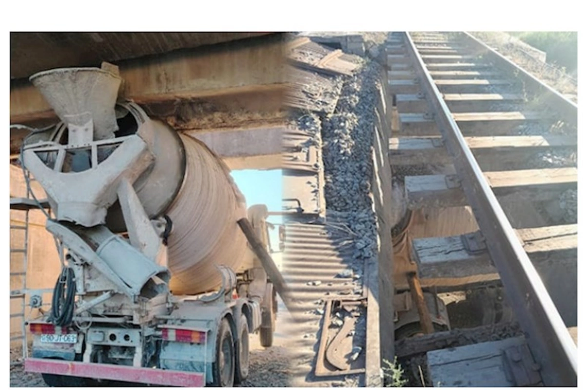 Betonqarışdıran maşın körpünü dağıtdı — Hərəkət məhdudlaşdırıldı (FOTOLAR)
